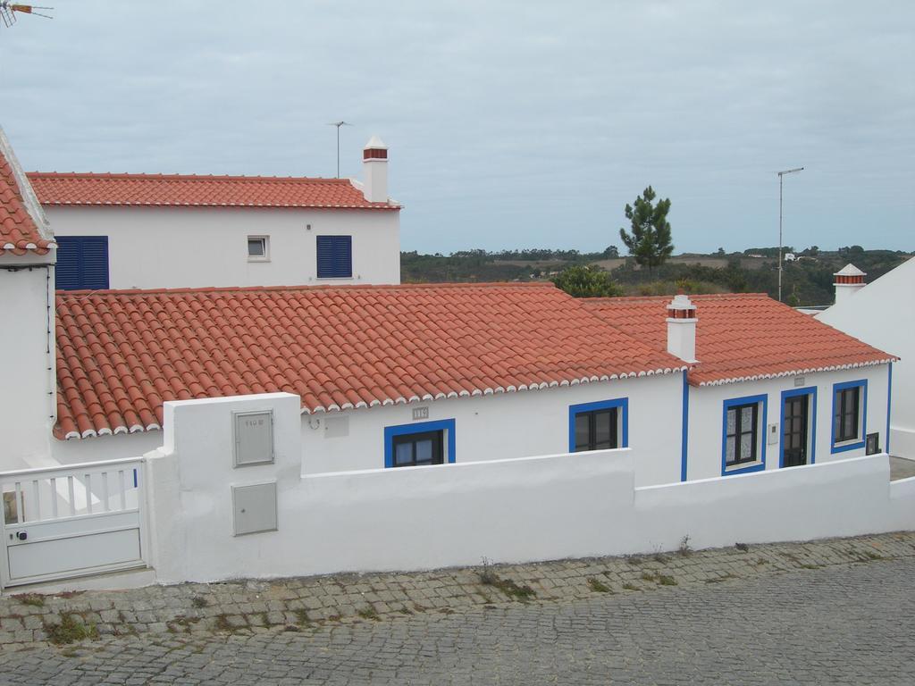 Vila Moradias Ode Odeceixe Exteriér fotografie